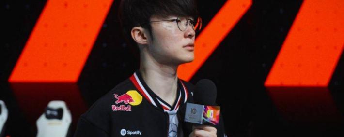 Faker认爲(wèi)T1四名队友是最(zuì)强的LOL選(xuǎn)手