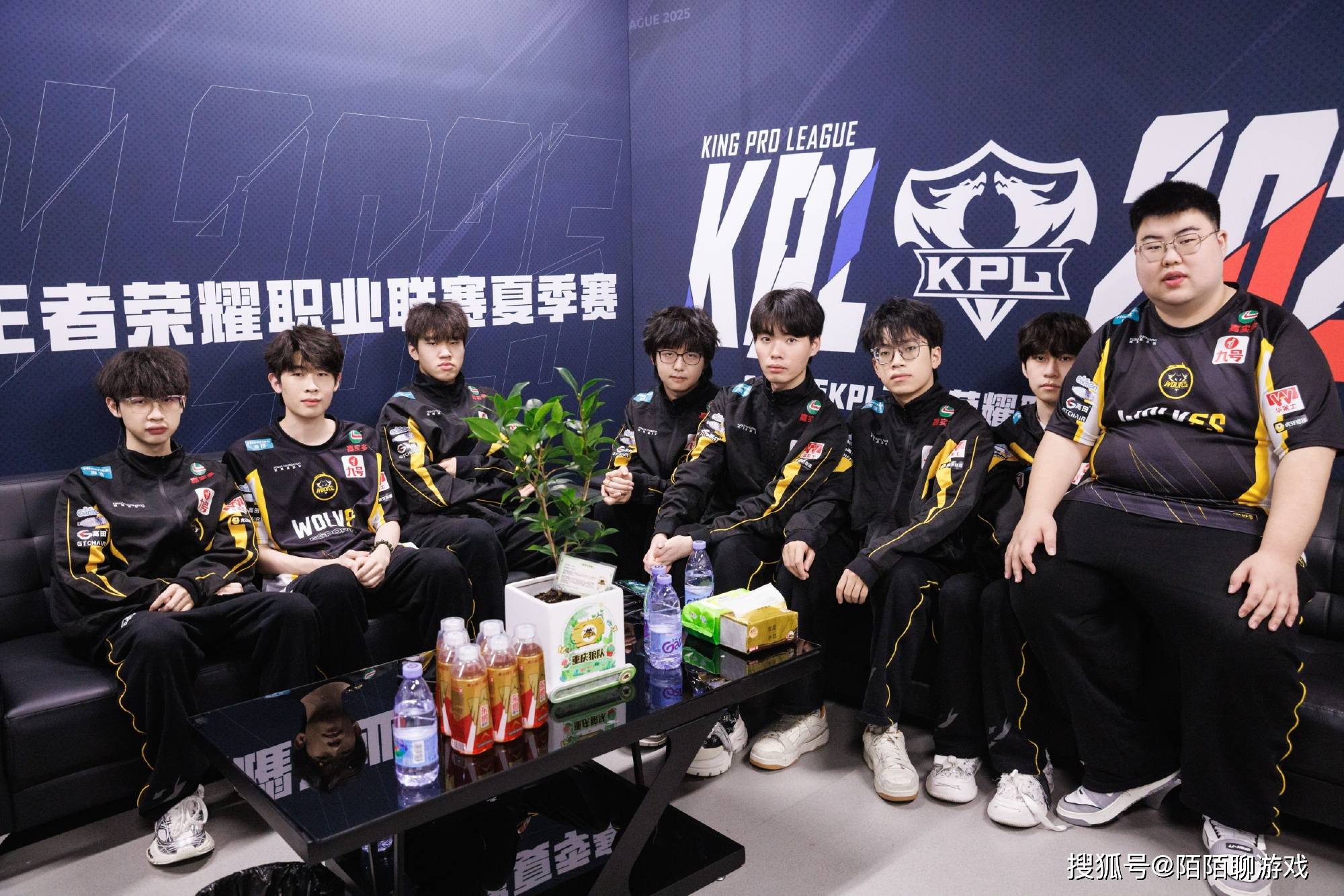 2025年(nián)KPL年(nián)总战队分析(xī):AG劍(jiàn)指7连冠,久哲轮換(huàn)值得期(qī)待,JDG沒(méi)戏!