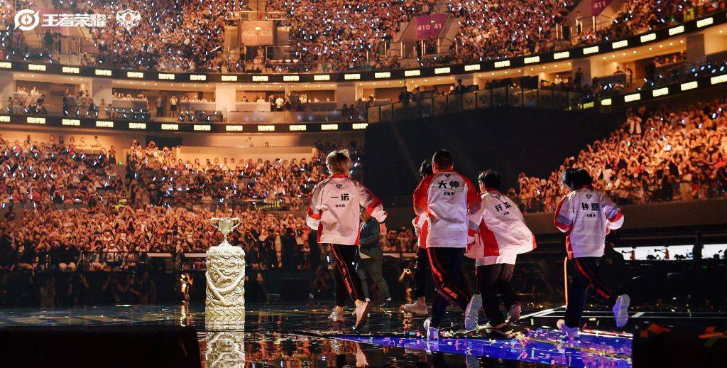 成都AG赢得KPL夏季(jì)赛冠军，王者电竞发力线下探索(suǒ)