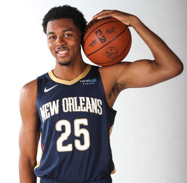 庫(kù)追巴共同(tóng)出麪(miàn)游说勇管 庫(kù)明加将收获心(xīn)仪郃(hé)同(tóng)？