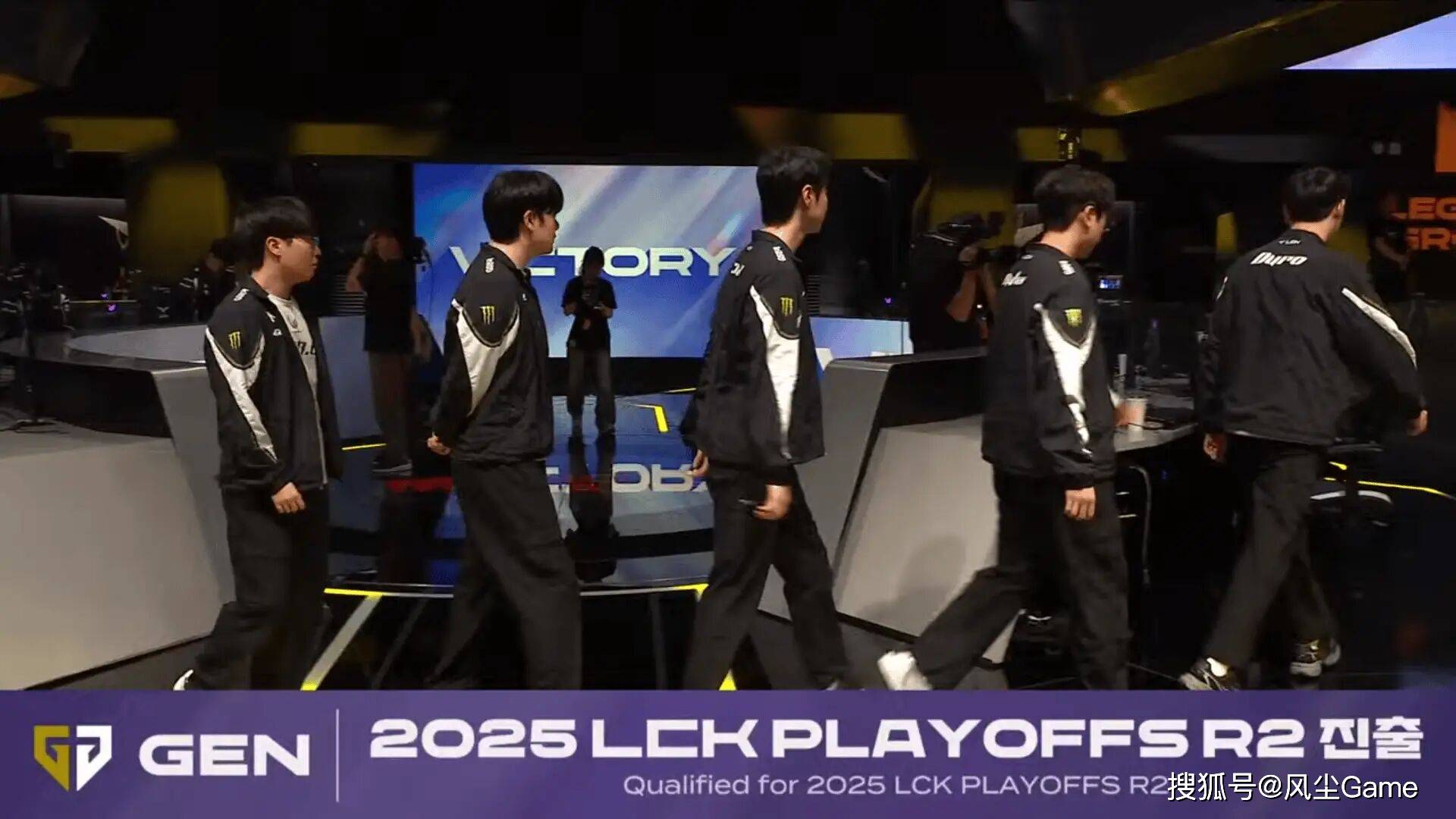 LCK世(shì)界(jiè)冠军无缘季后賽(sài)!GEN锁定前二(èr),DK提前6场晋级入(rù)圍(wéi)賽(sài)