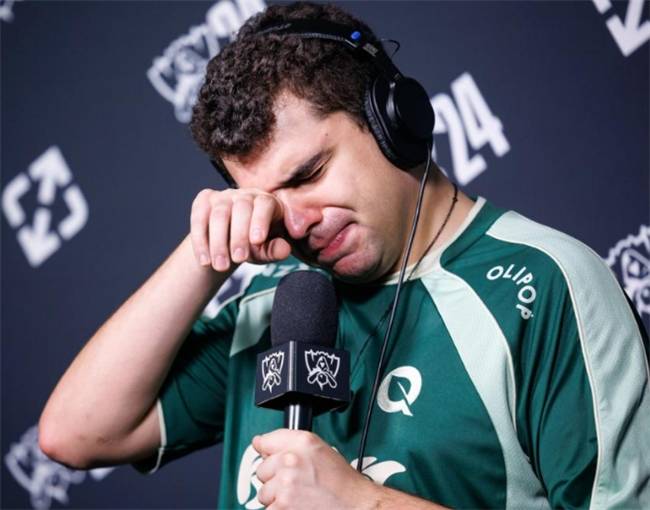 【一競(jìng)技(jì)1JingJi】LOL:S15首(shǒu)位被拳頭(tóu)制裁的选手诞生