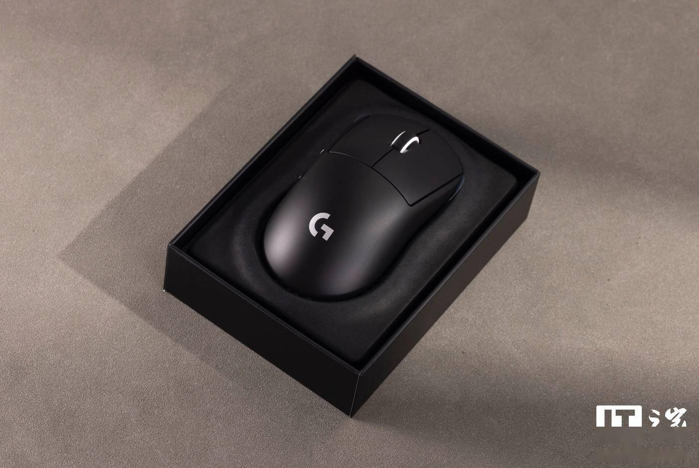 【IT之家(jiā)开箱】罗技 GPW4 小狗电競(jìng)鼠标圖(tú)赏