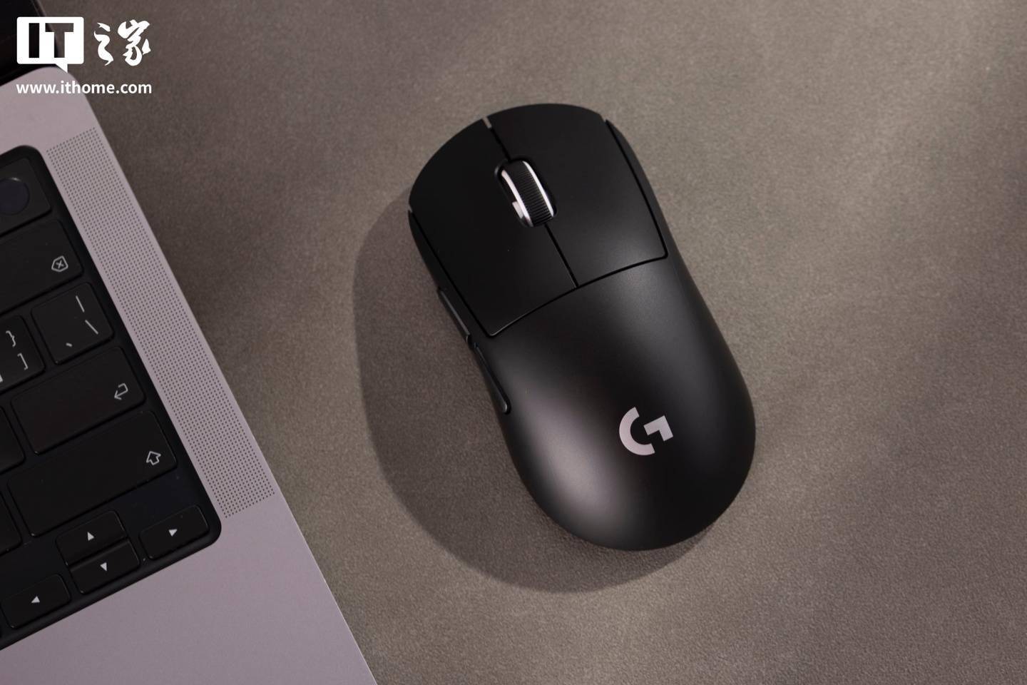 【IT之家(jiā)开箱】罗技 GPW4 小狗电競(jìng)鼠标圖(tú)赏