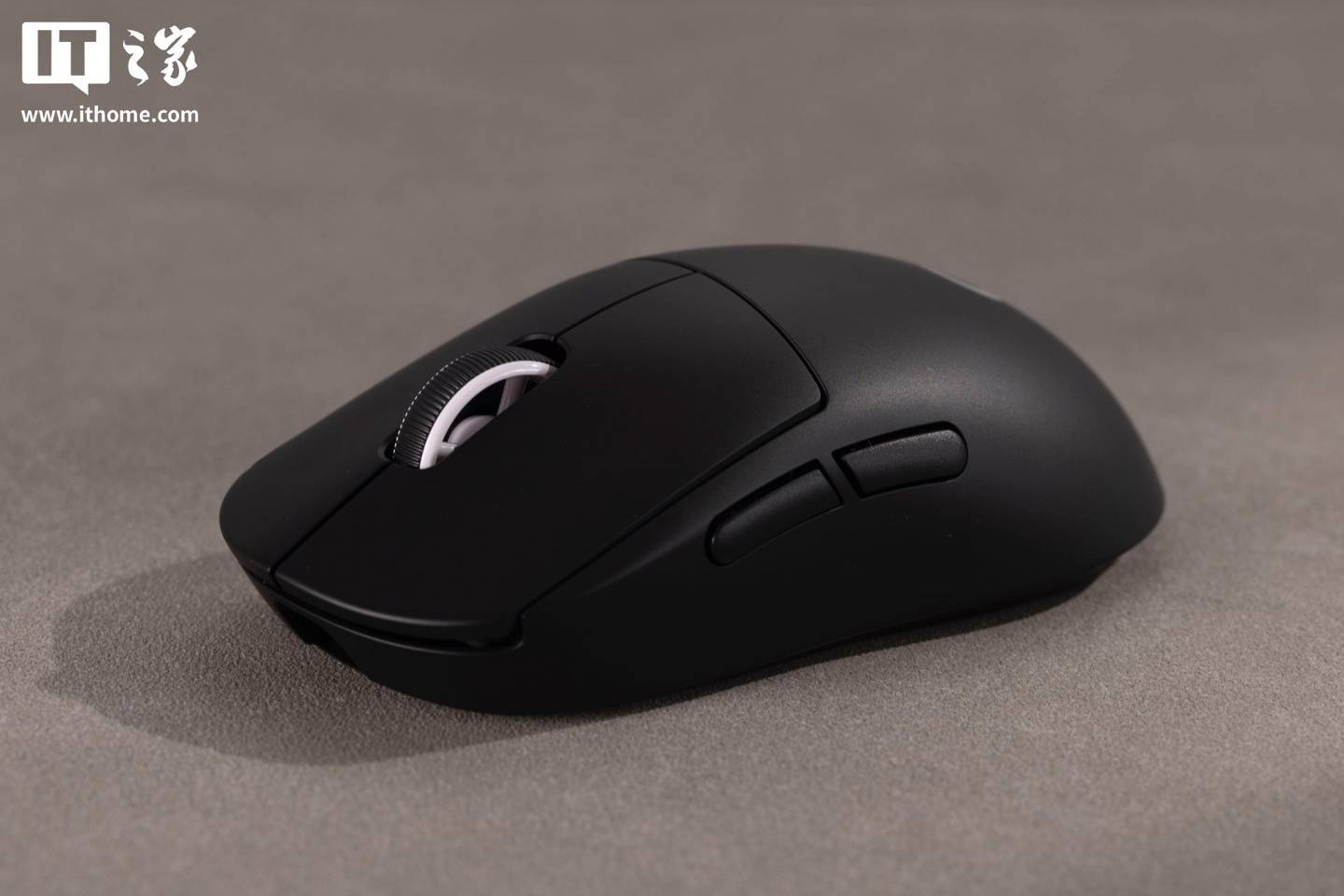 【IT之家(jiā)开箱】罗技 GPW4 小狗电競(jìng)鼠标圖(tú)赏