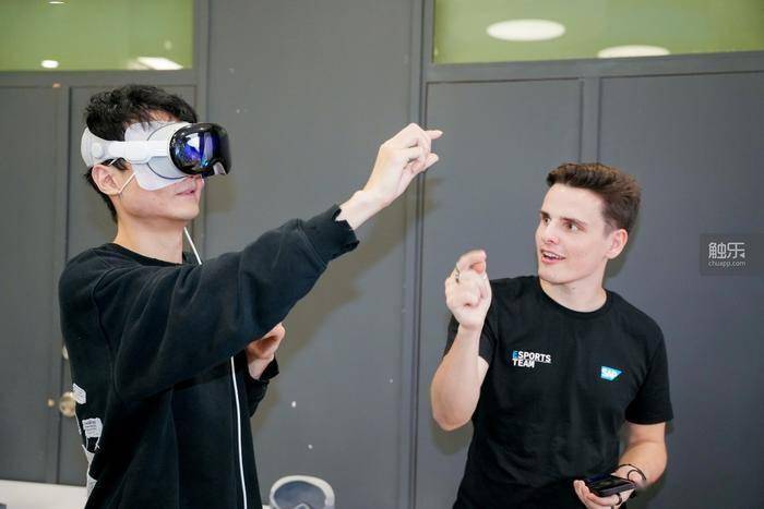 AI能(néng)帮你贏(yíng)下(xià)一场電(diàn)竞比赛吗？