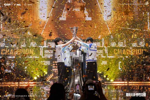 从PEL夏决，看和平(píng)精英赛事生態(tài)的良性循环