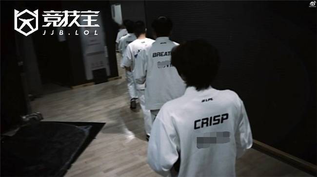 LOL-WBG迎来阵容(róng)巨震：Light与雙(shuāng)教练离队