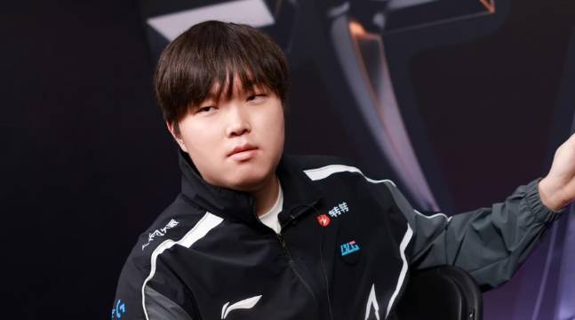 【一竞技1JingJi】LOL:IG德瑪(mǎ)西亞(yà)盃(bēi)阵容曝光 Bin主动降(jiàng)薪拒(jù)绝退役!