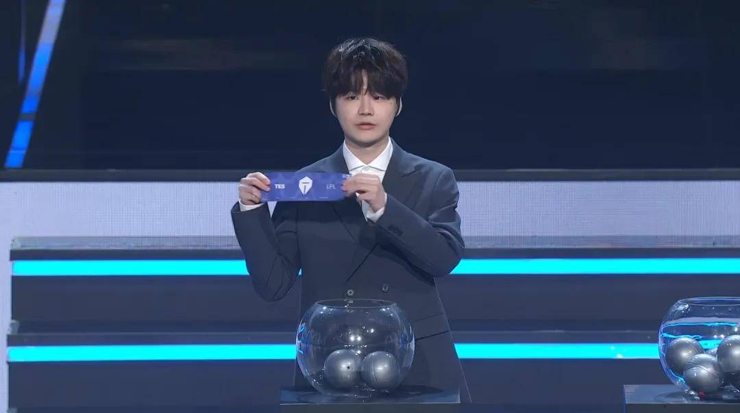 LOL凉了成最(zuì)大(dà)骗局，LOL世界赛最(zuì)倒(dào)黴(méi)战隊(duì)诞生，LPL弃將(jiāng)复仇成功